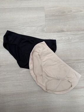 Victoria's Secret Bikini Briefs Pack - Black & Nude